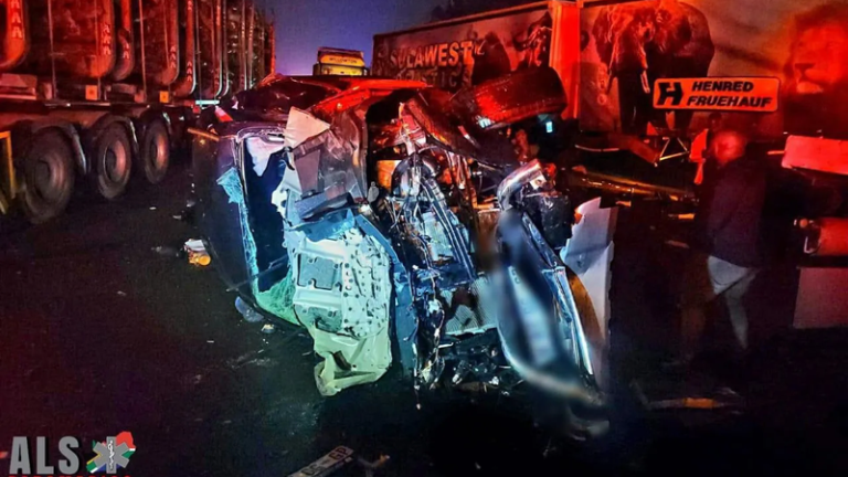 There-has-been-a-horrific-accident-involving-multiple-trucks-and-cars-on-the-N3-Durban-Bound-before-Marianhill-Toll-Plaza-in-KwaZulu-Natal-Photo-Supplied