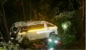Tragic KwaZulu-Natal Crash Claims Five Lives, Injures Thirteen in Horrific Taxi Accident